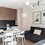 Lion Apartments - Scala City Center Apartments&Parking Iib